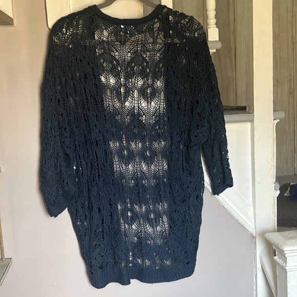 Gorgeous Crochet long cardigan| Navy blue - Picture 9 of 10